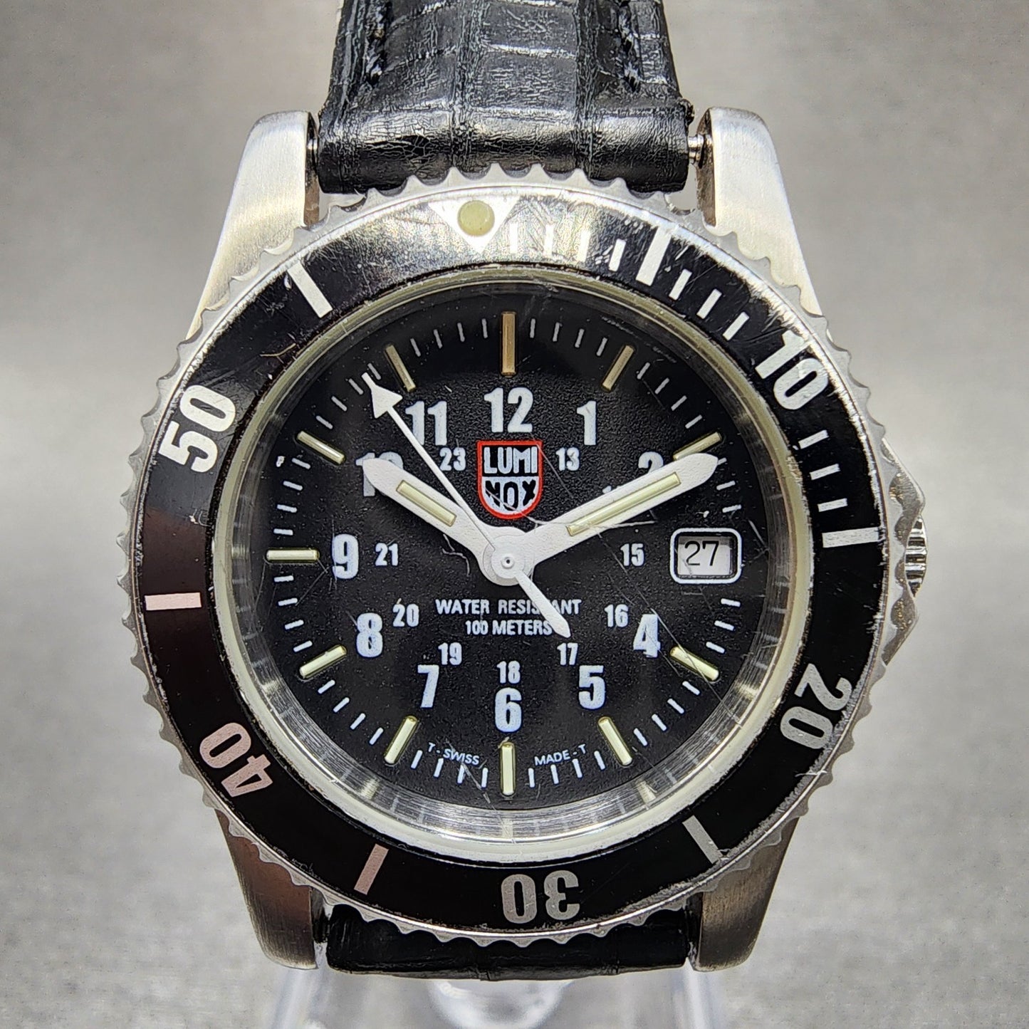 Luminox Dive Watch Women 29mm Black Dial Silver Tone Date Round 1530 New Battery1