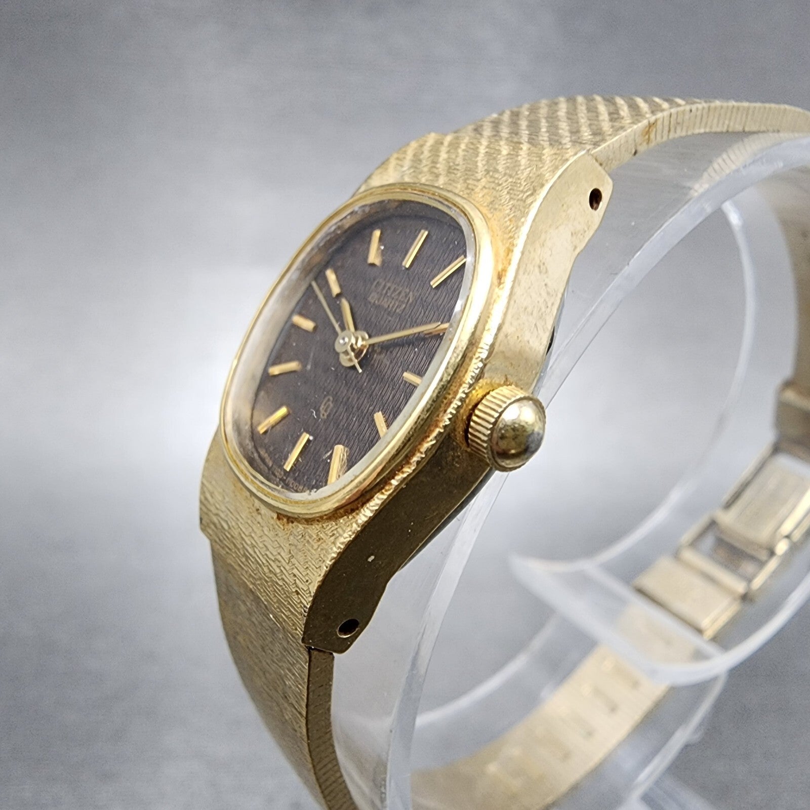 Citizen CQ Watch Women 17mm Brown Dial Gold Tone Oval 4102401 New Battery2