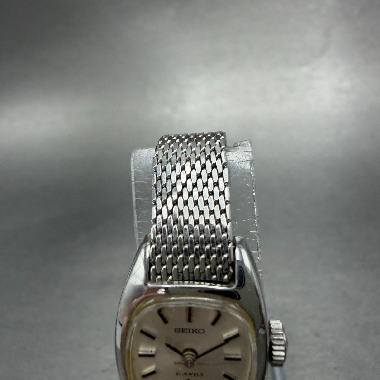 Seiko Tank Watch Women 17mm Silver Dial Silver Tone manual 1104-3210 Runs4