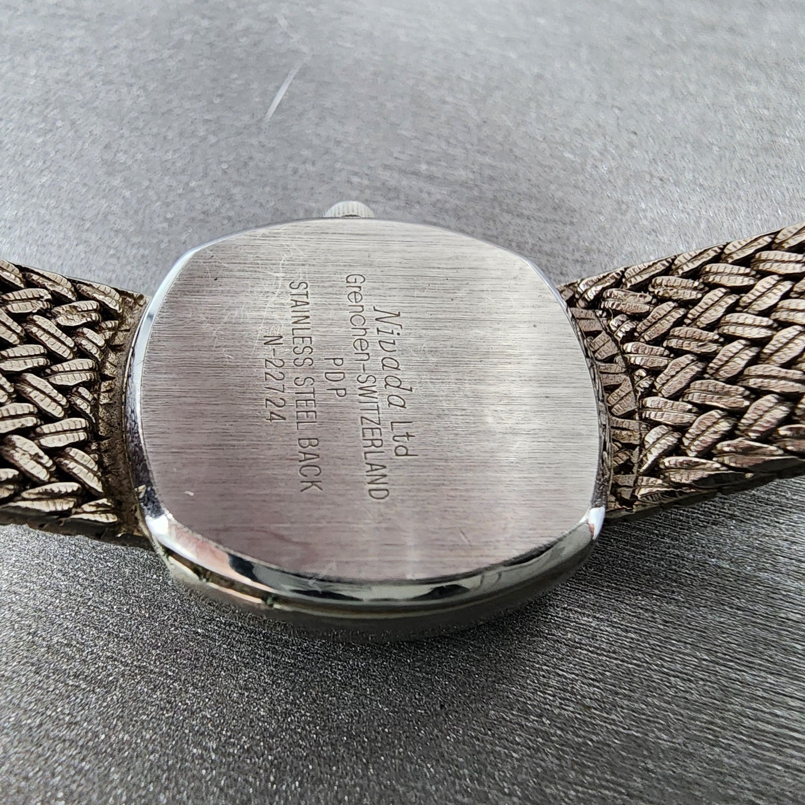 Nivada Watch Women 21mm Silver Dial Silver Tone Square N22724 New Battery7