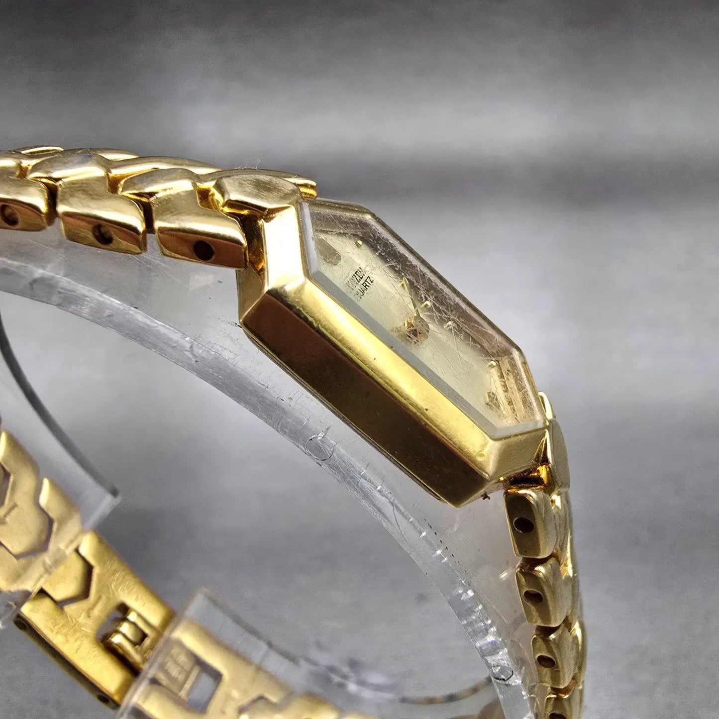 Citizen Watch Women 18mm Gold Dial Gold Tone Hexagon 5421-S41185 New Battery VTG3