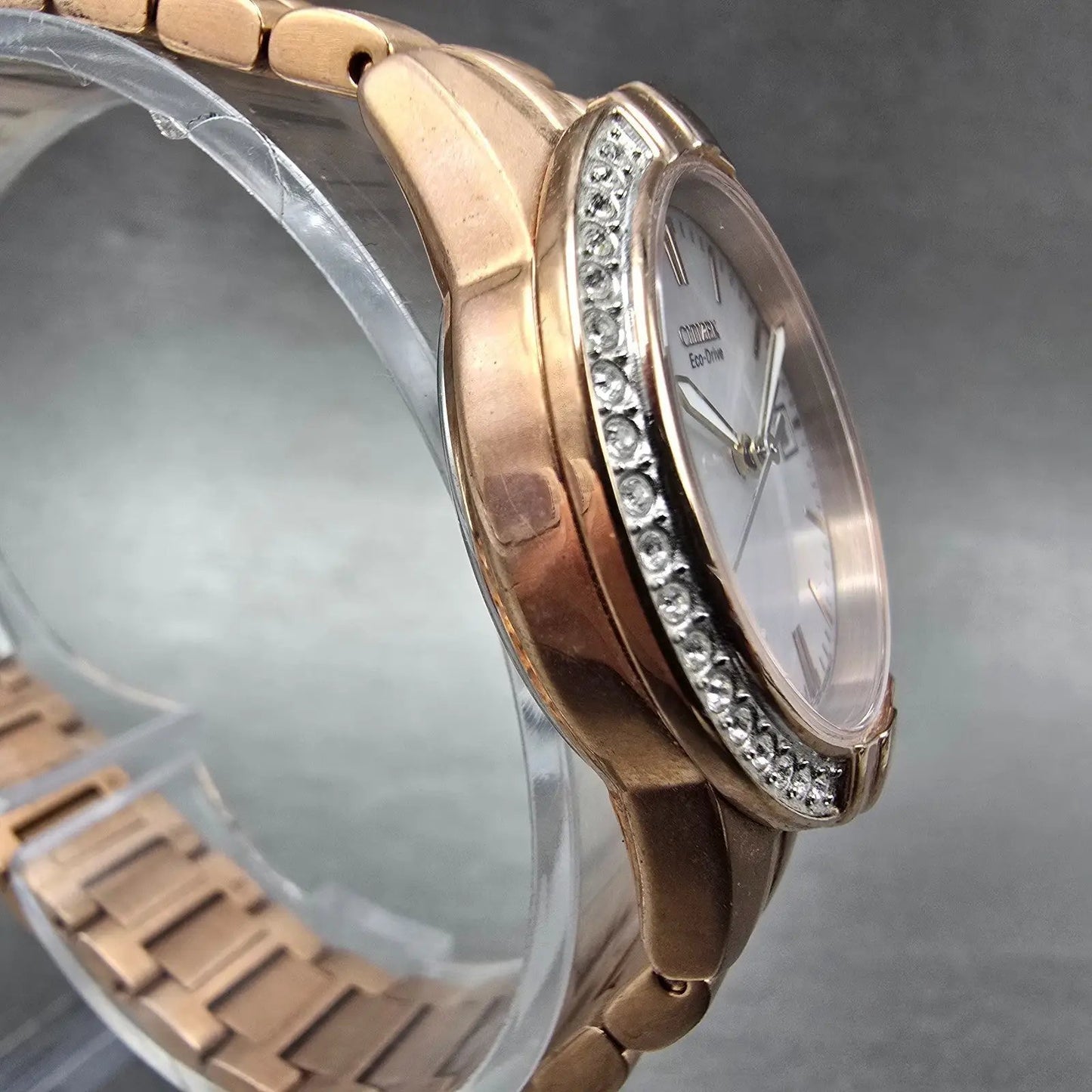 Citizen Eco-Drive Watch Women 29mm MOP Dial Rose Gold Tone Date E011-S095913 Run3