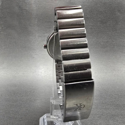 Calvin Klein Watch Women 31mm Silver Dial Stainless Steel Date Round New Battery7