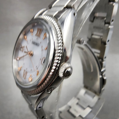 Seiko Solar Watch Women 25mm White Dial Silver Tone Date Round 1B220BZ0 Runs2
