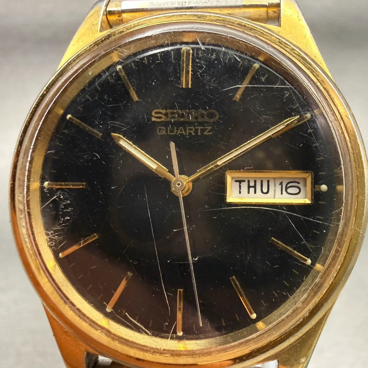 48304610