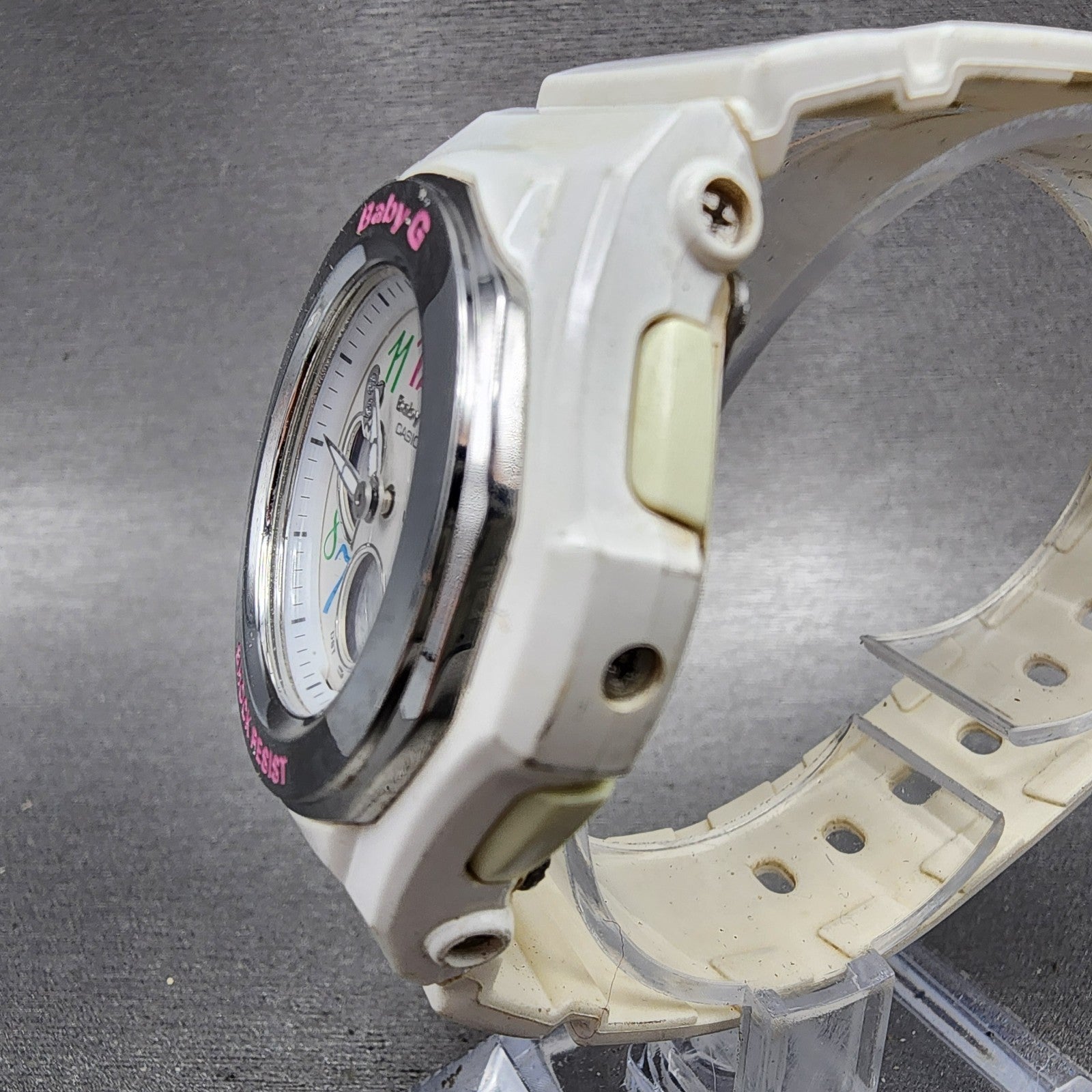 Casio BabyG Watch Women 38mm White Dial White Case Round BGA101 New Battery2