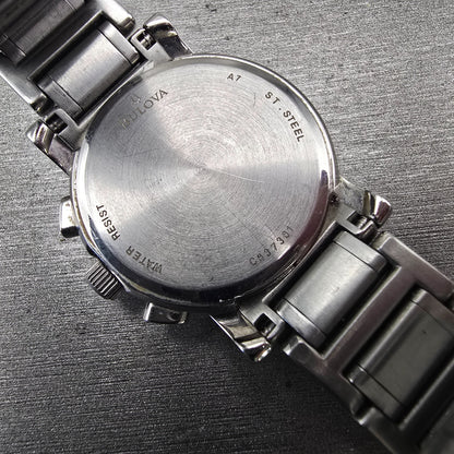 Bulova Chronograph Watch Women 30mm Silver Dial Silver Date 96R19 New Battery10
