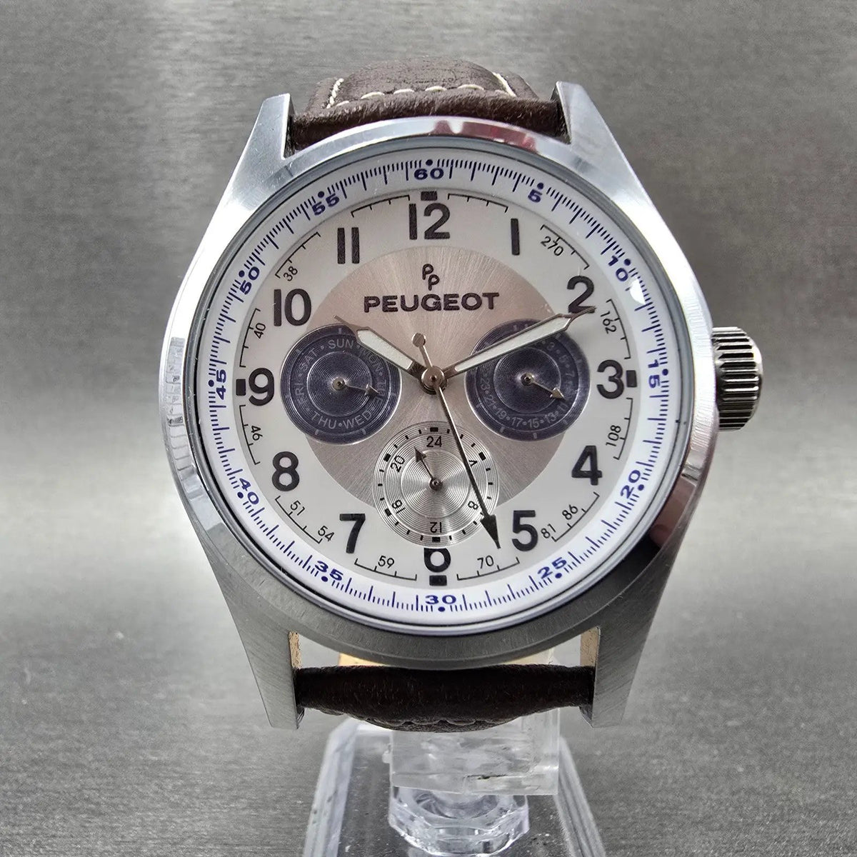 Peugeot Watch Men 42mm White Dial Silver Round Daydate 2028 New Battery6