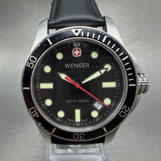 Wenger Battalion Dive Watch Men 40mm Black Dial Silver Date Round 7232X/T NewBat0