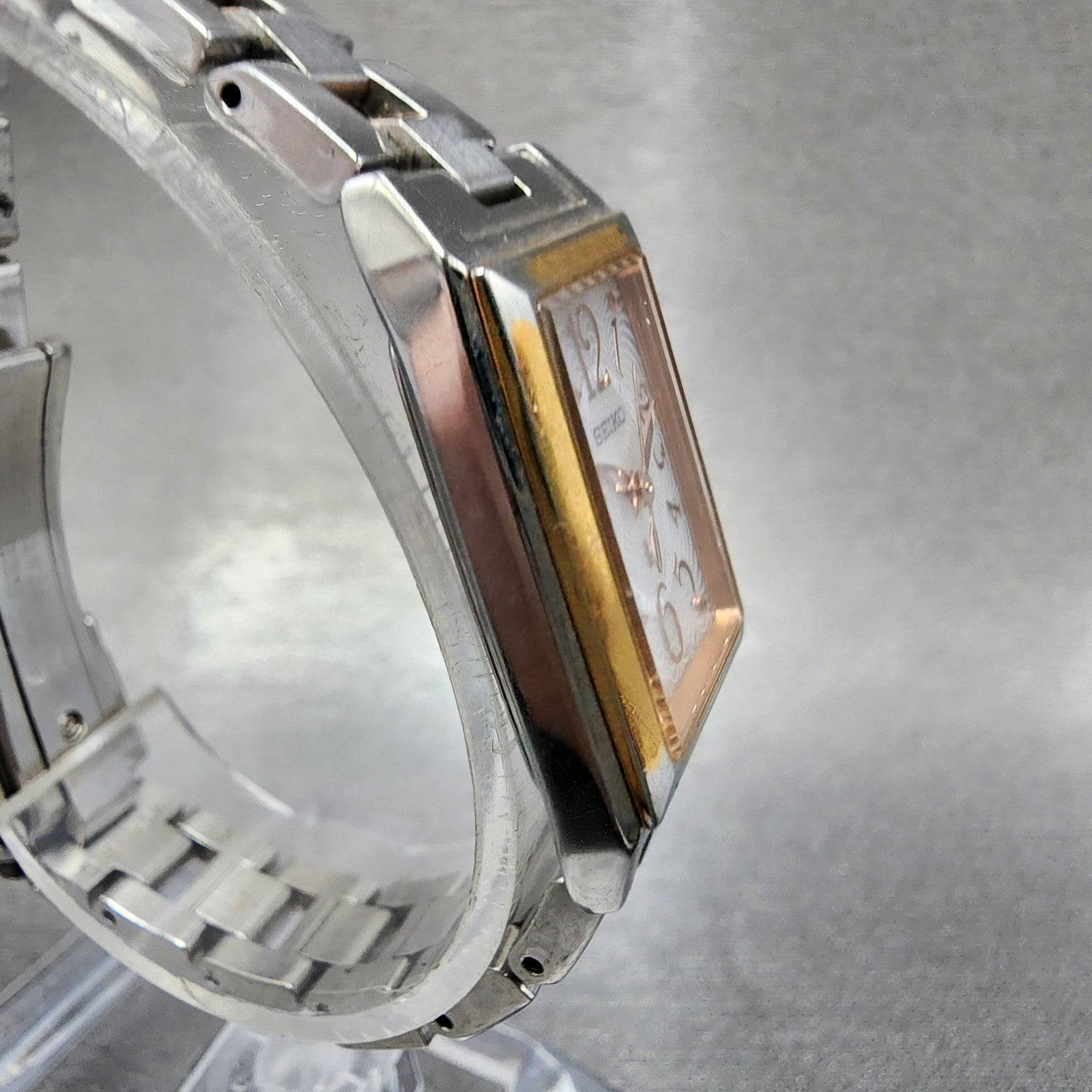 Seiko Solar Tank Watch Women 19mm White Dial Two Tone Rectangle Lukia V111 RunsA3