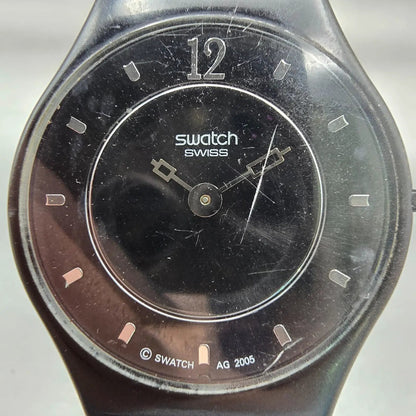 Swatch Skin SIMPLE LIFE Watch Women Black Dial Black Case Round SFK111G New Batt1