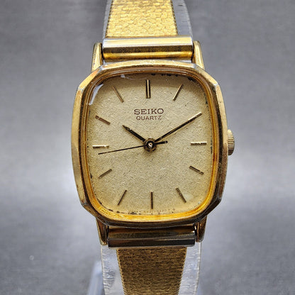 Seiko Watch Women 20mm Champagne Dial Gold Tone 54215180 New Battery0
