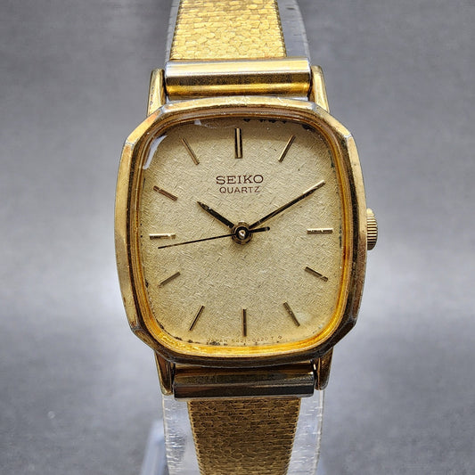 Seiko Watch Women 20mm Champagne Dial Gold Tone 54215180 New Battery0