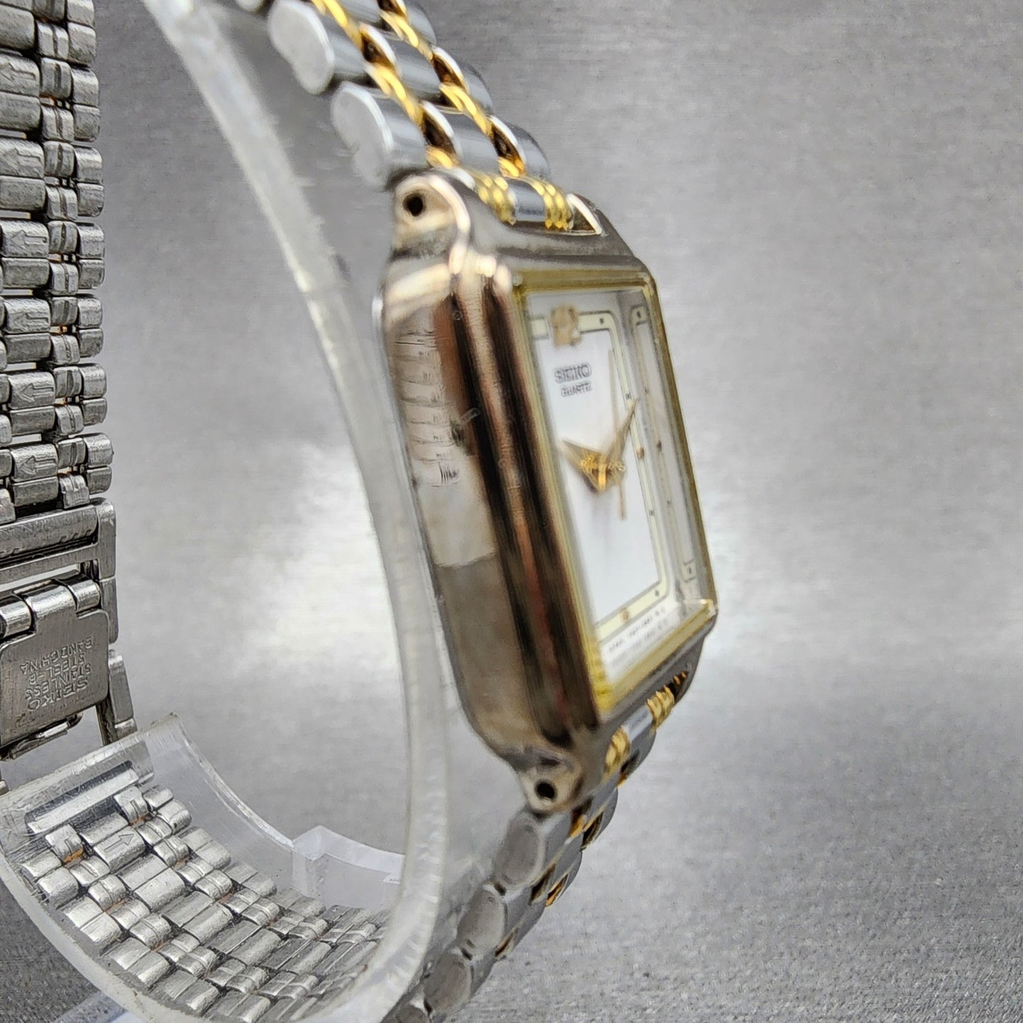Seiko Tank Watch Women 18mm White Dial Two Tone Rectangle V4015129 New Battery3