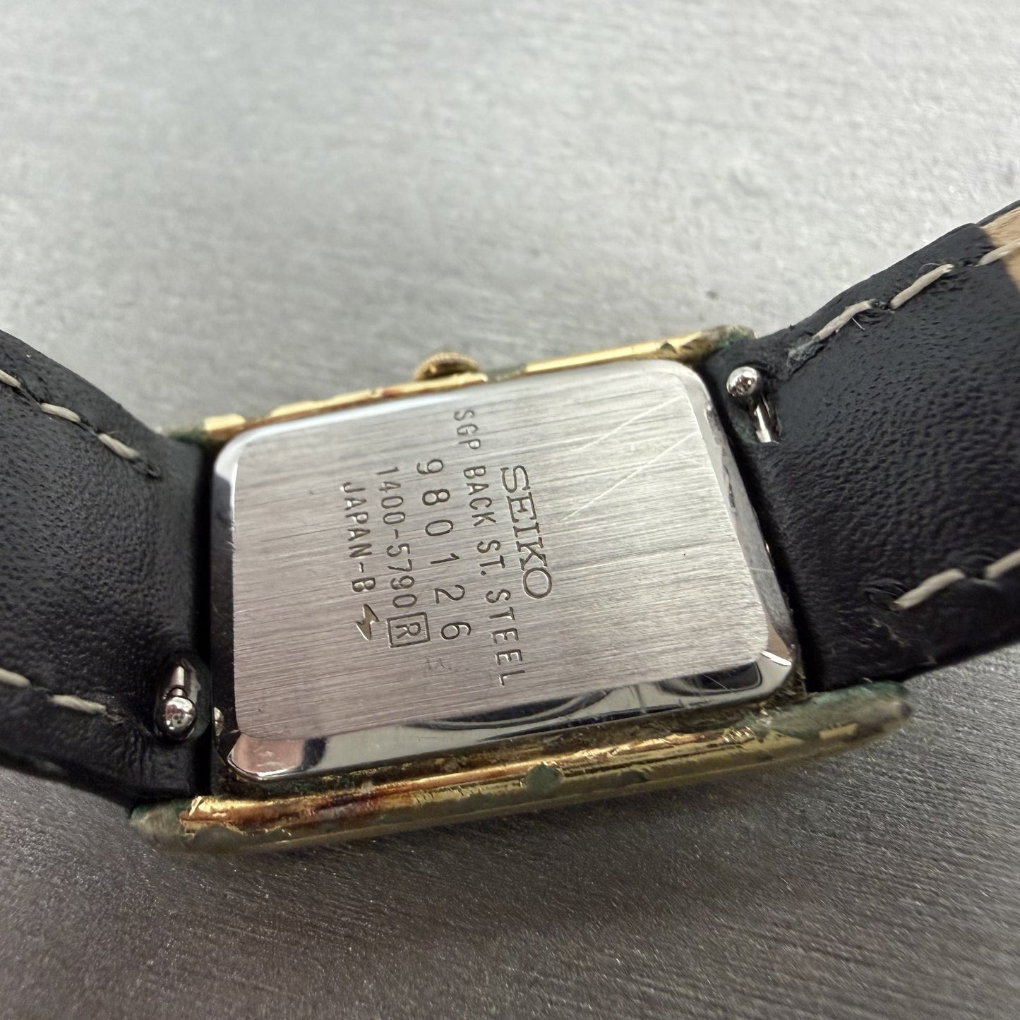 Seiko Tank Watch Women 20mm Champagne Dial Gold Tone 14005790 New Battery ABC9