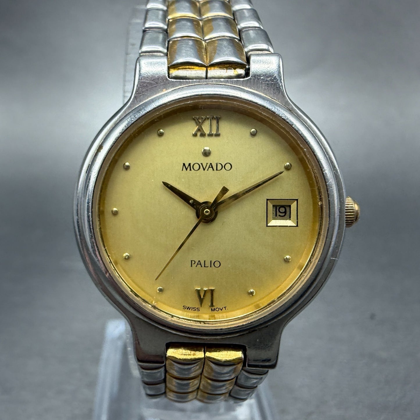 Movado Palio Watch Women 26mm Gold Dial Two Tone 81.94.826H New Battery0