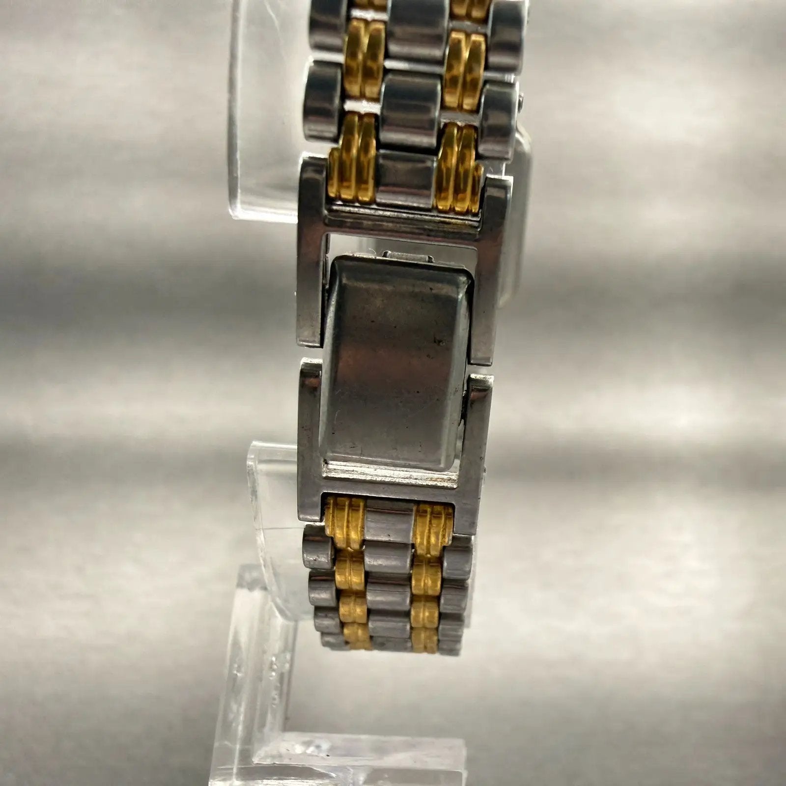 Seiko Watch Women 17mm White Dial Two Tone Rectangle V401-5129 New Battery VTG7