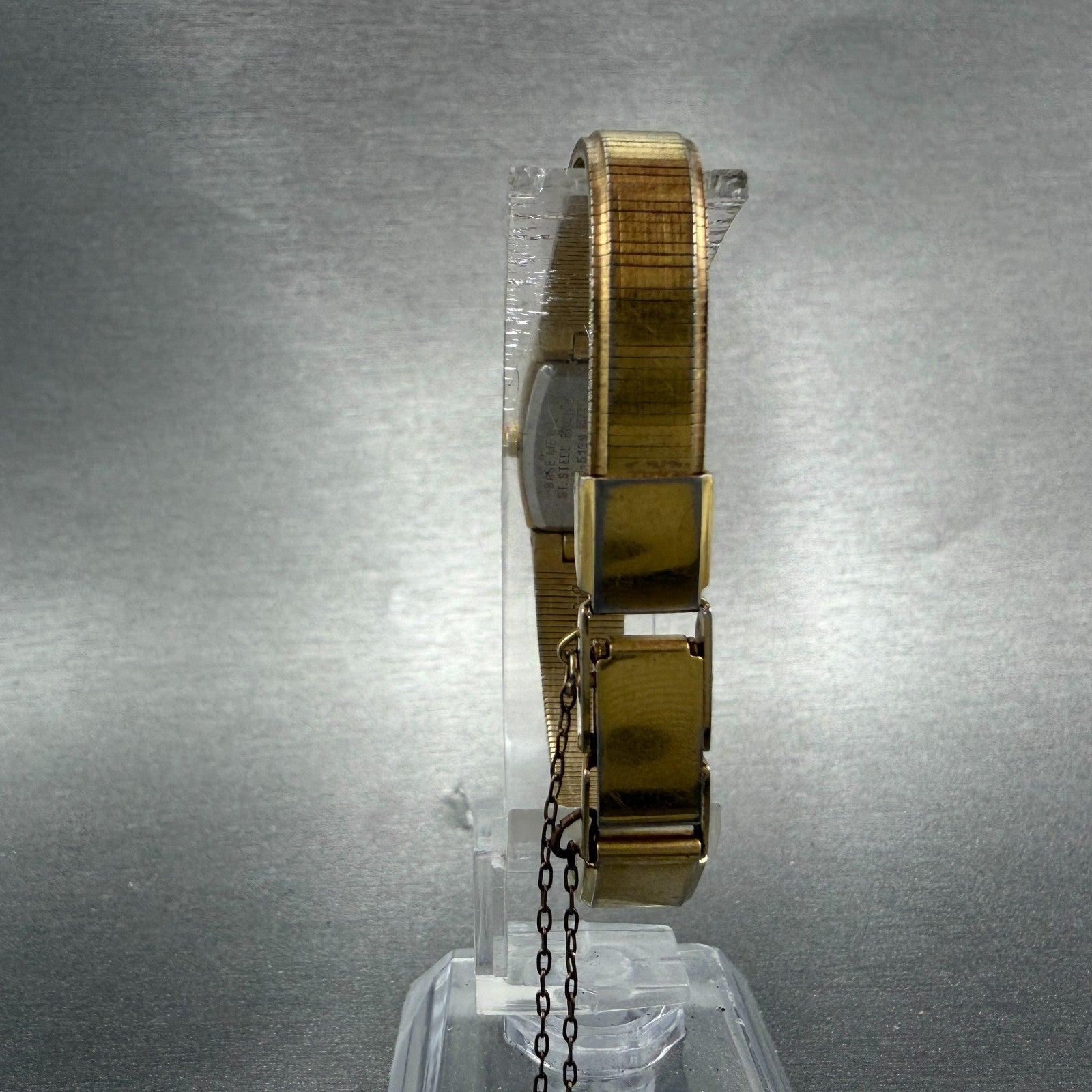 Seiko Tank Watch Women 13mm Champagne Dial Gold Tone Rectangle 2e20-5139 NewBat57