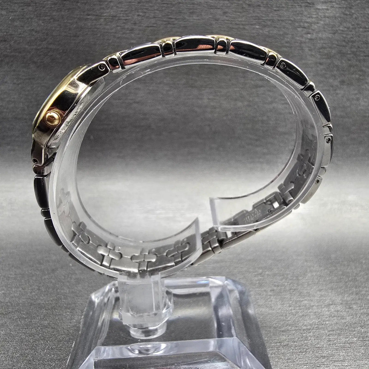 Citizen Womens Watch 21mm Silver Dial Two Tone Round 5930-999116 New Battery6