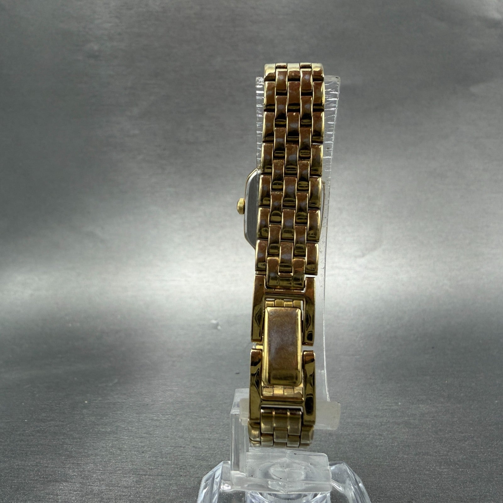 Seiko Watch Women 17mm Champagne Dial Gold Tone Octagon V400-5608 New Battery 817