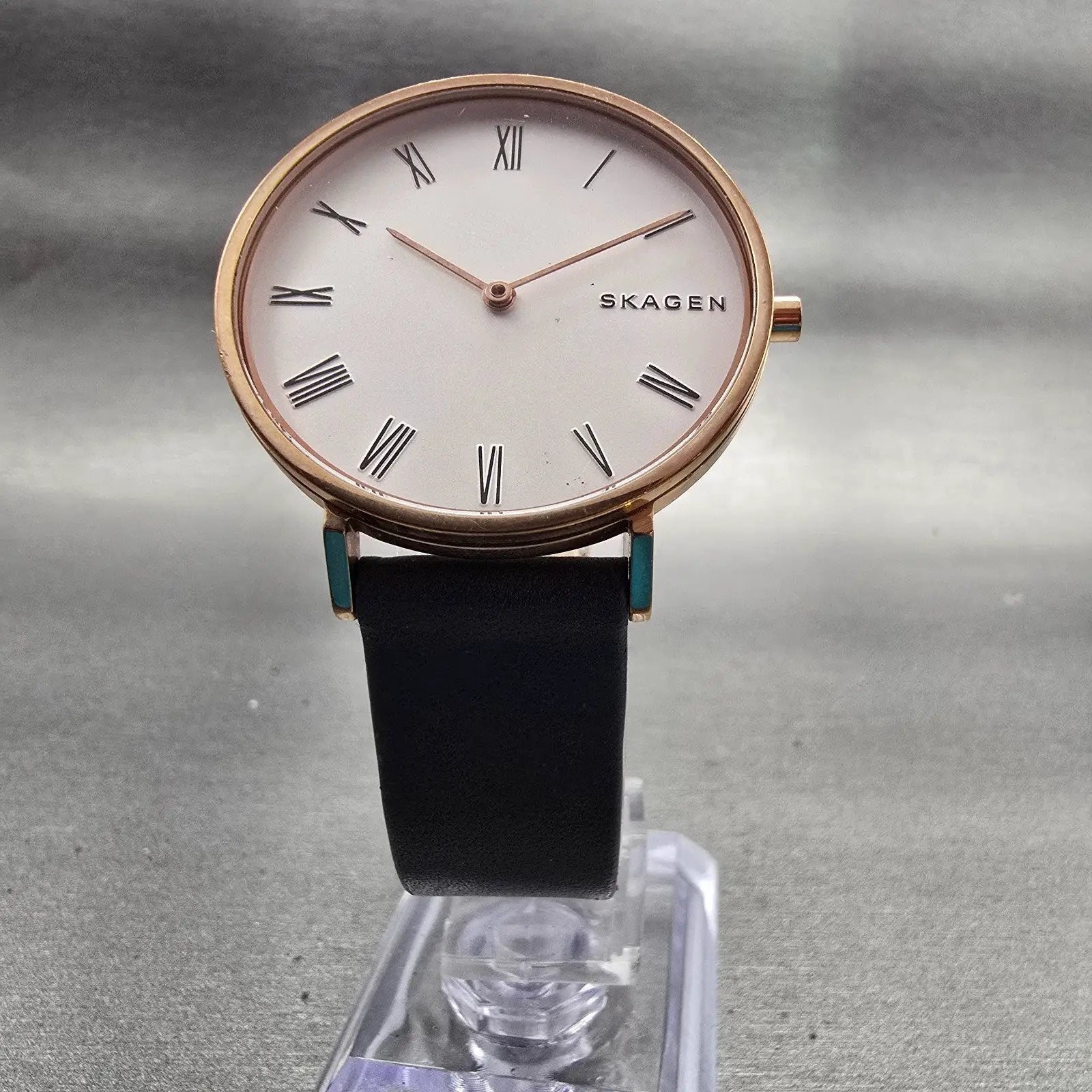 Skagen Hald Watch Women 34mm White Dial Rose Gold Tone Round SKW2674 New Battery5