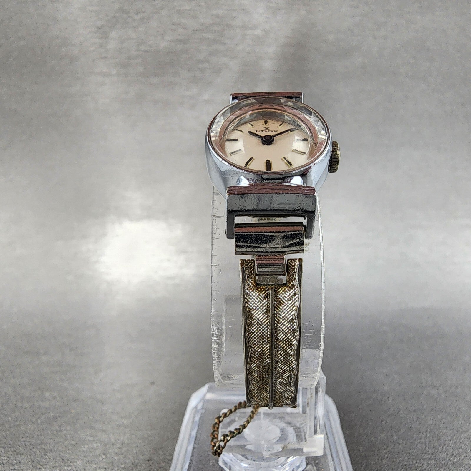 EDOX Watch Women 18mm White Dial Steel Round Manual Wind Runs Vintage8