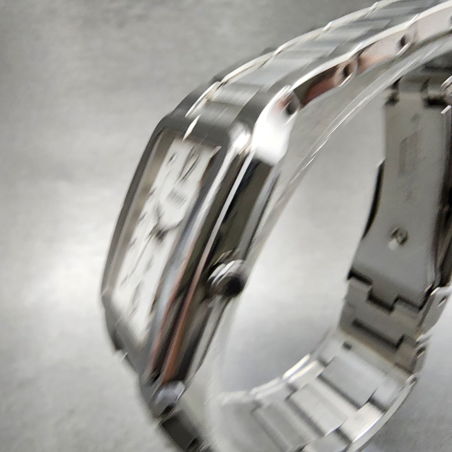 Seiko Lukia Tank Watch Women 20mm Silver Dial Silver Tone 1n010bz0 New Battery3