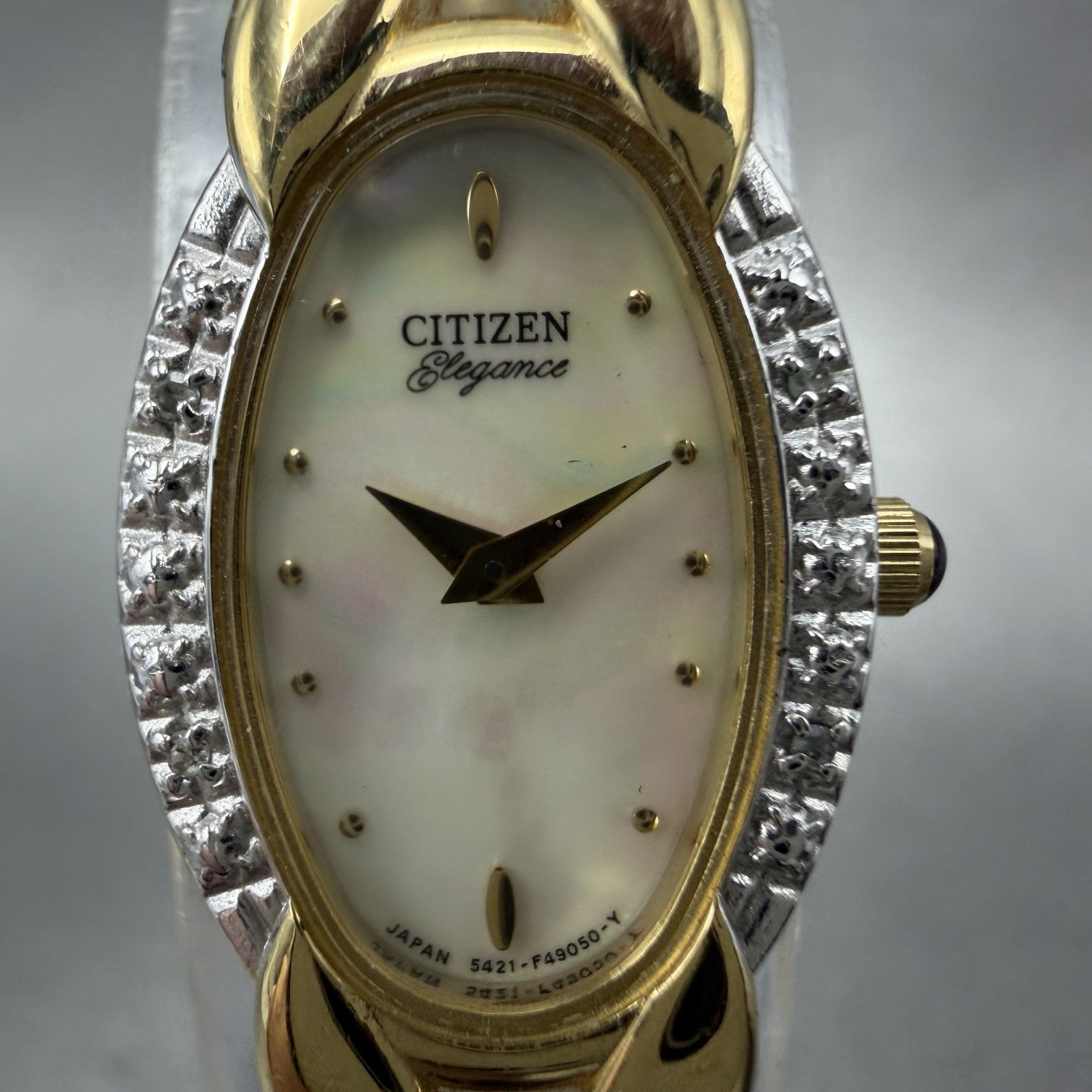 Citizen Elegance Watch Women 15mm White Dial Gold Tone Oval 5421-F44701 New Batt1
