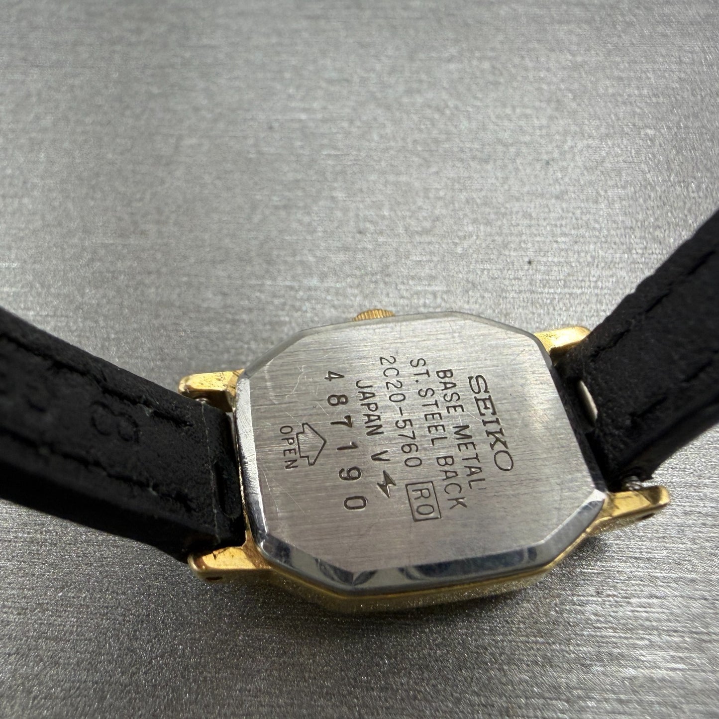 Seiko Watch Women 16mm Champagne Dial Gold Tone Octagon 2c20-5760 New Battery9