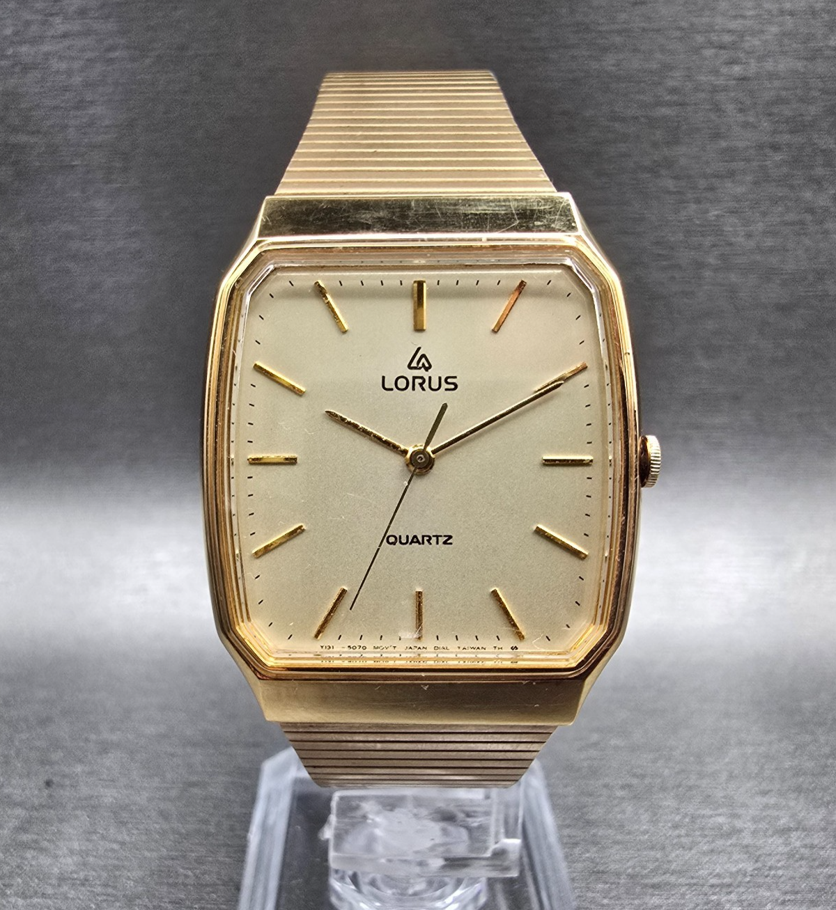 Seiko Lorus Watch Men 29mm Champagne Dial Gold Tone Rectangle Y131-5030 New Batt0