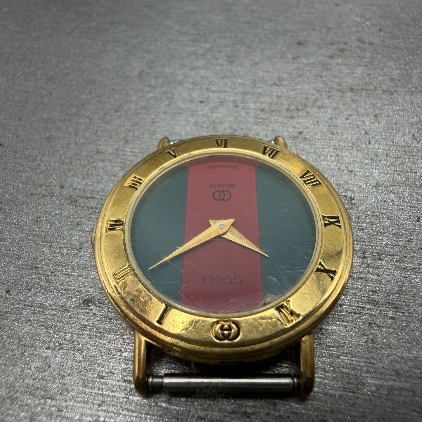 Gucci 3000L Watch Women 26mm Red Green Dial Gold Plated Round Leather New BattA55