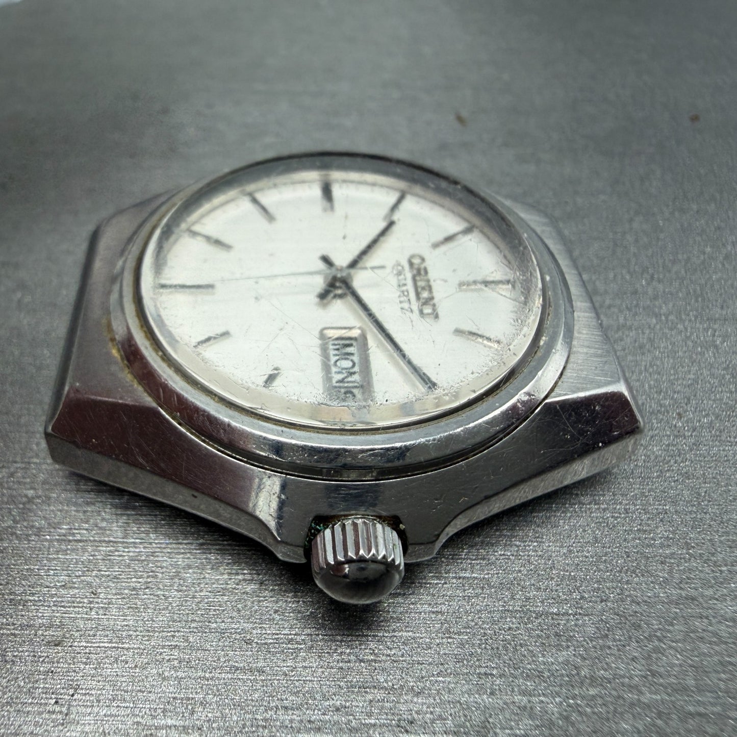 Orient Watch Men 37mm Silver Dial Silver Tone Daydate Round I029110-70 New Batt5