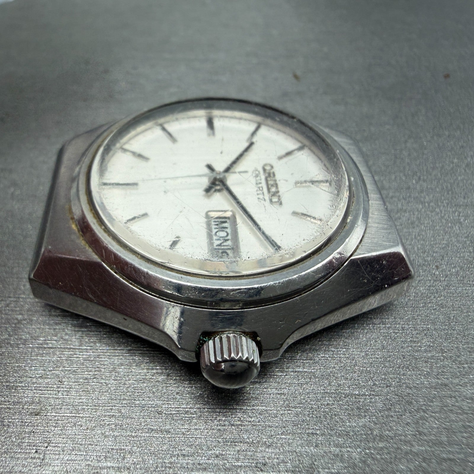 Orient Watch Men 37mm Silver Dial Silver Tone Daydate Round I029110-70 New Batt5