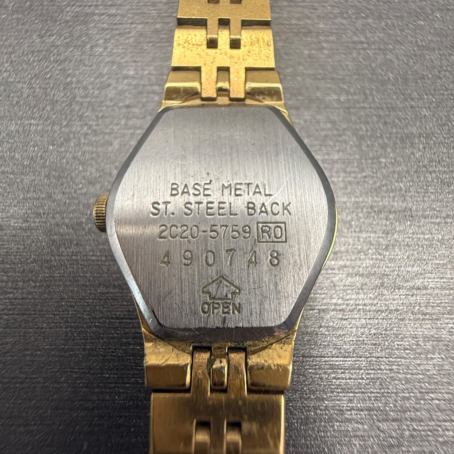 Seiko Watch Women 18mm Gold Dial Gold Tone Oval 2C20-5759 Vintage New Battery10