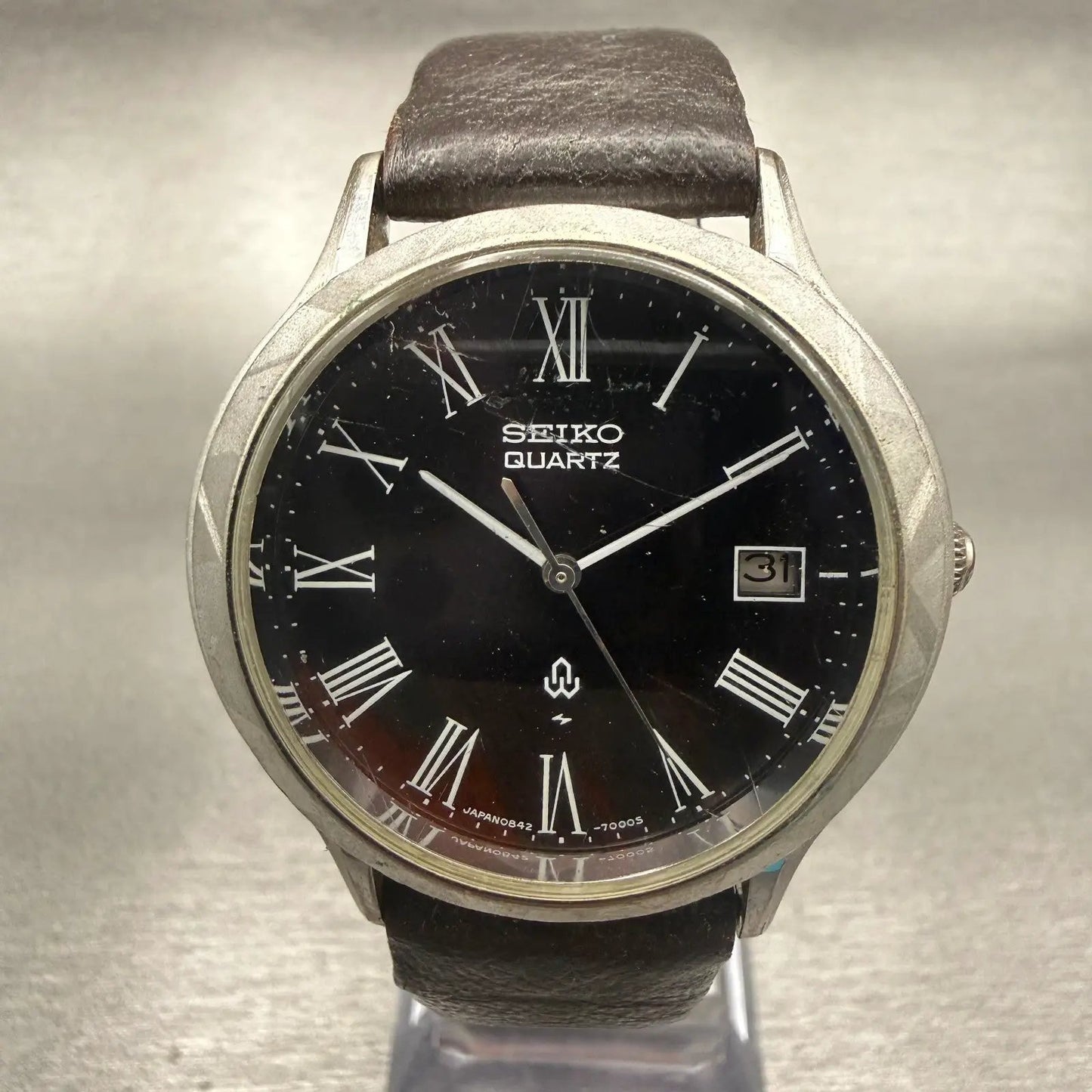 Seiko Watch Men 37mm Black Dial Silver Tone Date Round 0842-7000 New Battery VTG0
