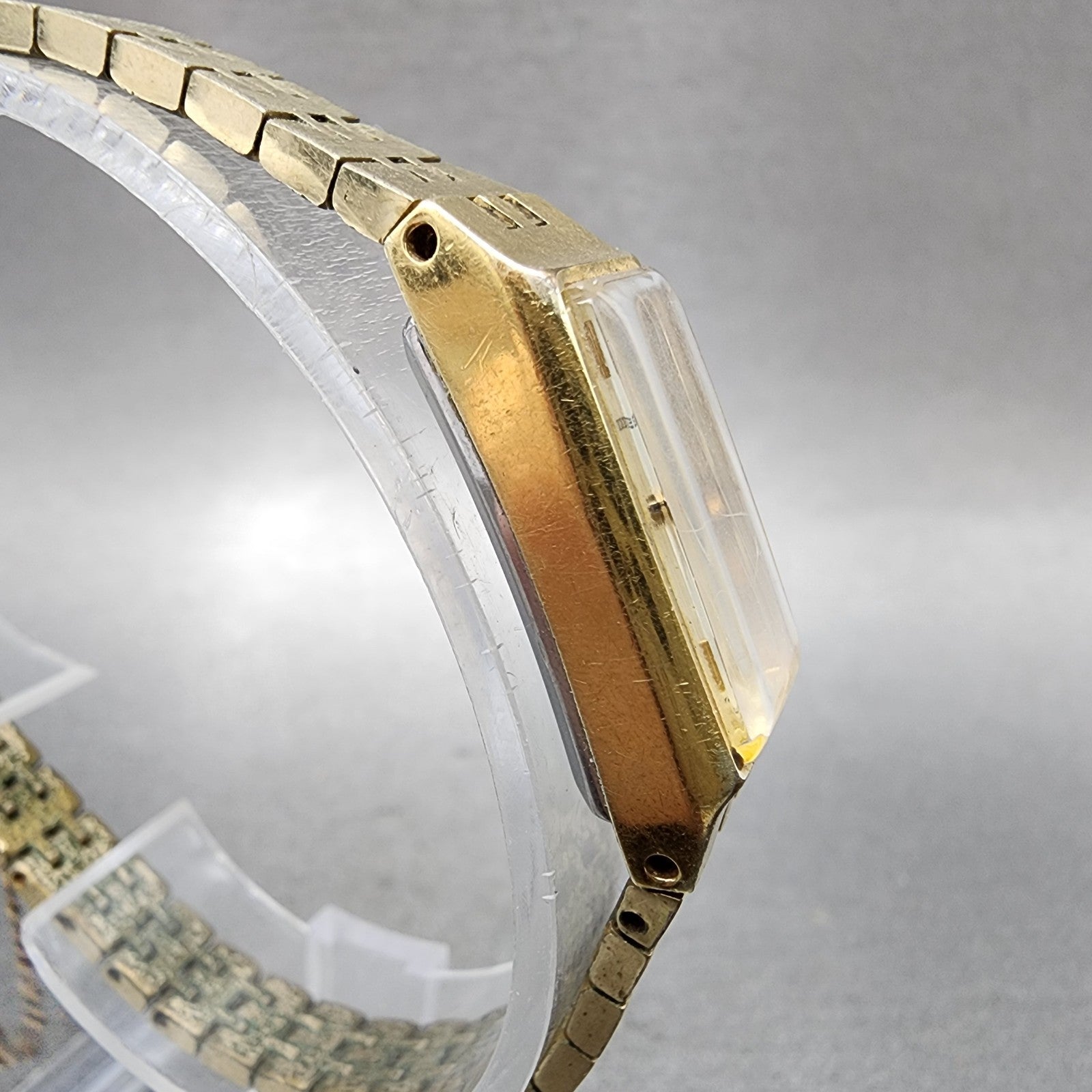 Seiko Tank Watch Women 12mm Champagne Dial Gold Tone Rectangle Manual Wind READ!3