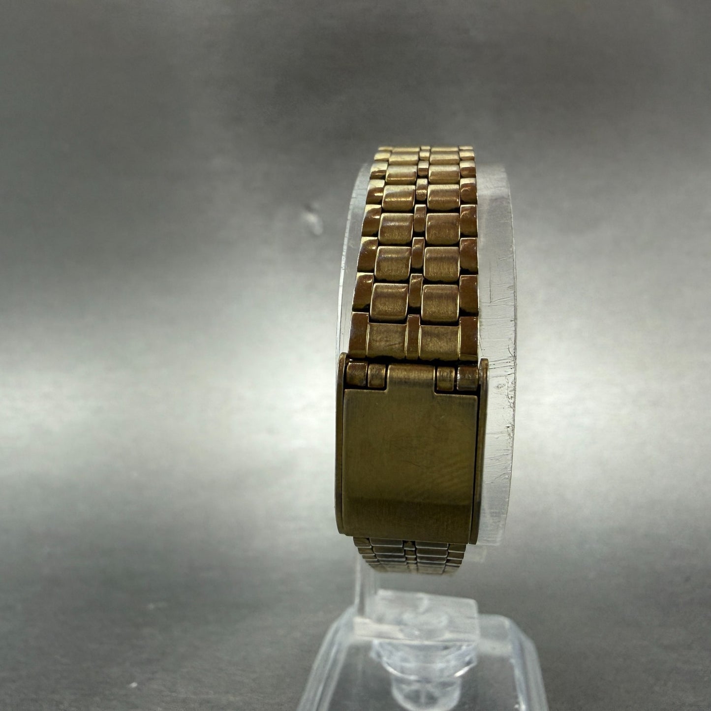 Seiko SX Watch Women 19mm Black Dial Gold Tone Round V401-0091 New Battery HJ67