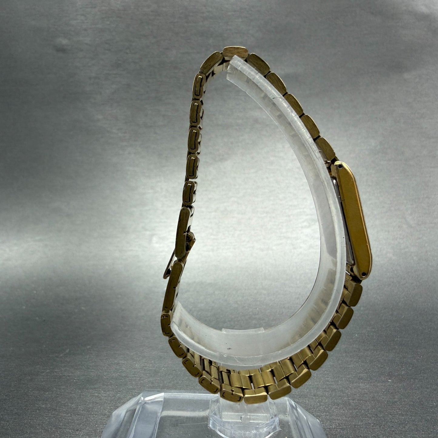 Seiko Tank Watch Women 13mm Champagne Dial Gold Tone 2E20-6590 New Battery VTG8