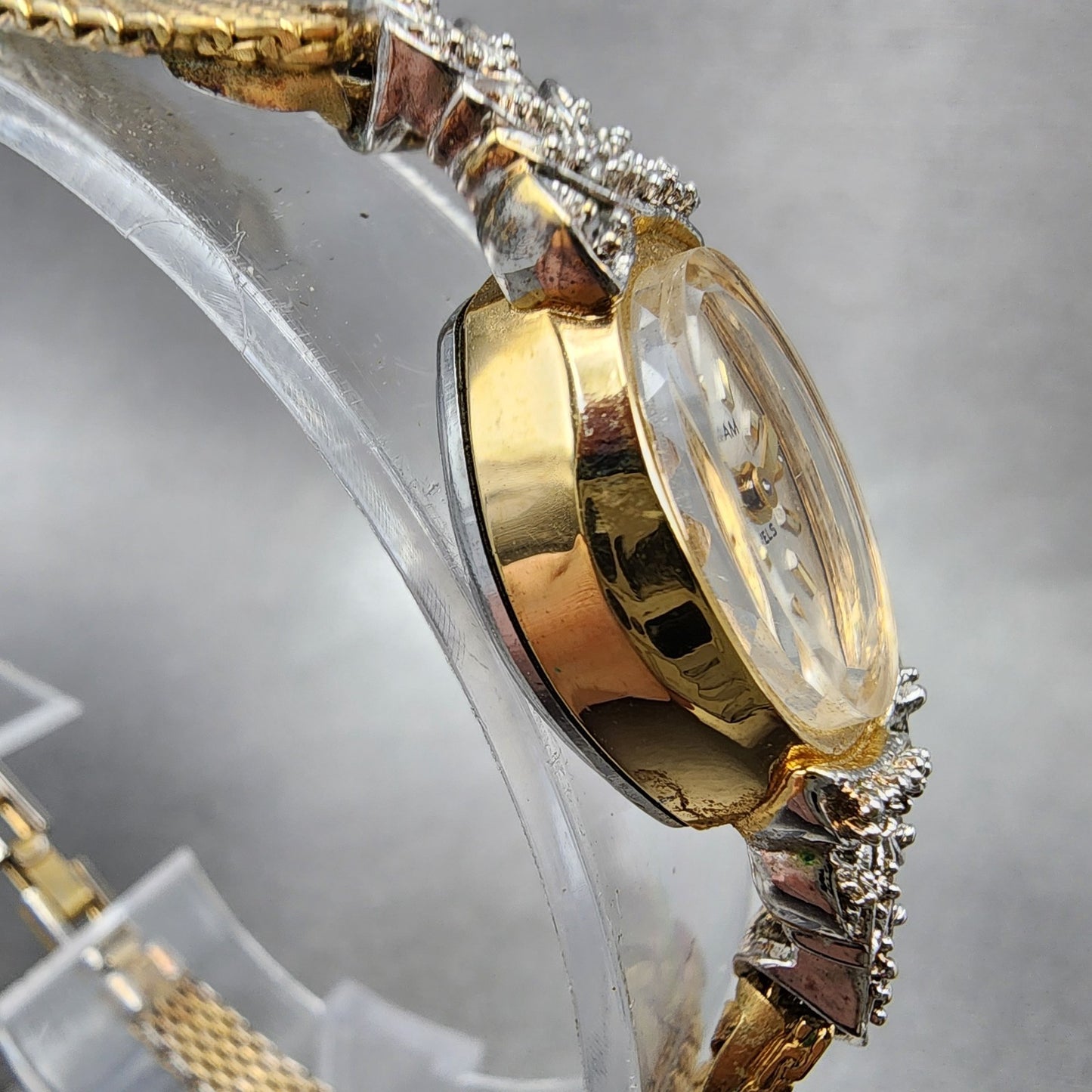 Waltham Watch Women 17mm Silver Dial Gold Tone Oval Diamon Accents Manual Wind3