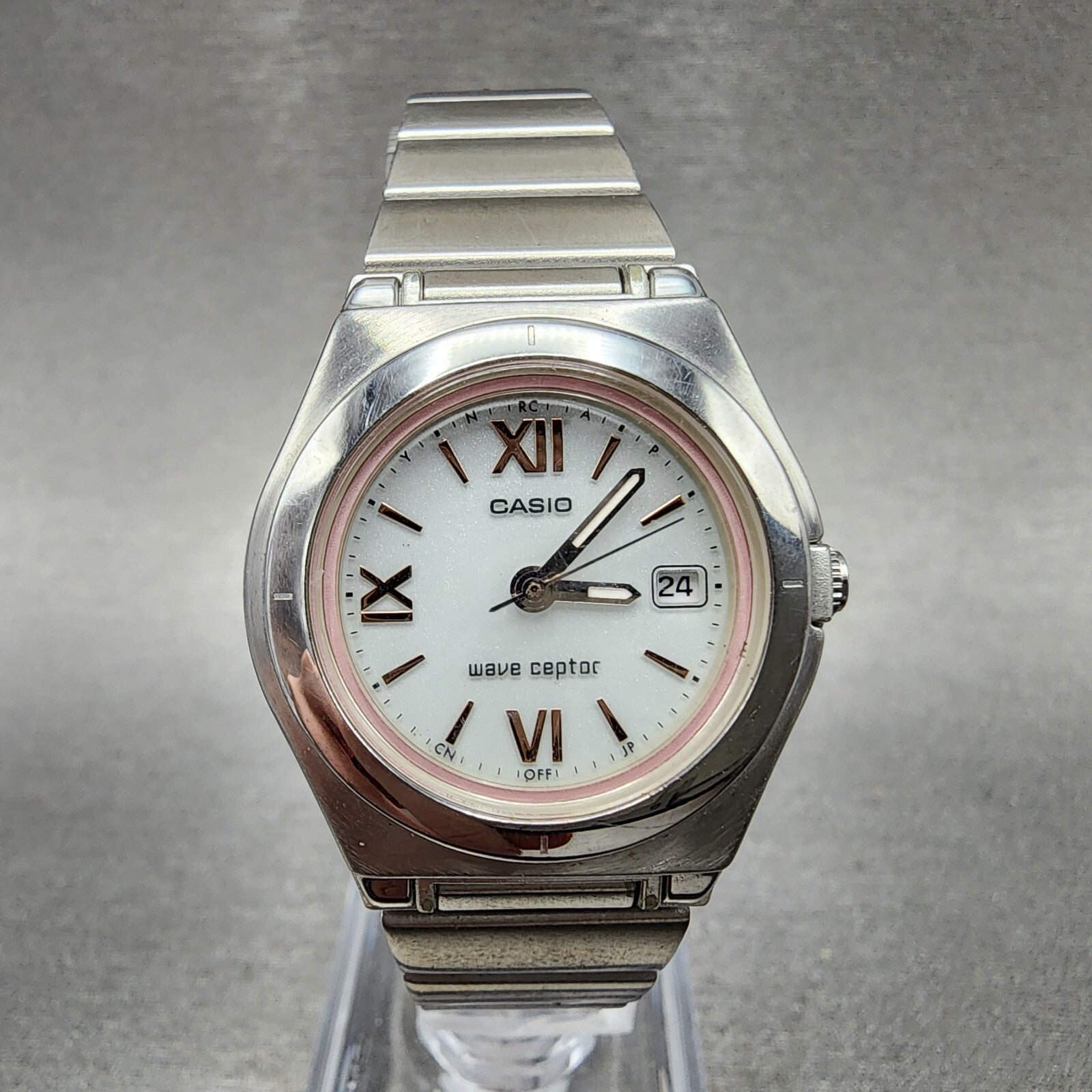 Casio Waveceptor Watch Women 28mm White Dial Silver Tone Date Round LWQ10 Works0