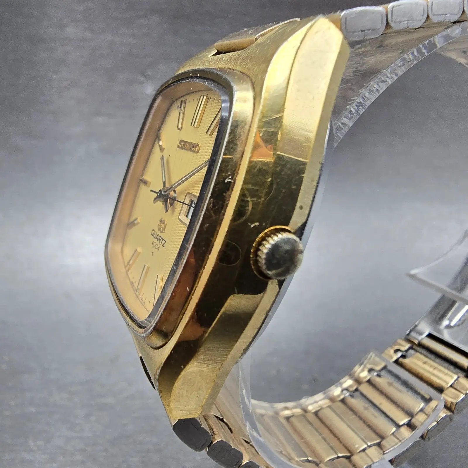 Seiko SQ Watch Men 36mm Champagne Dial Gold Tone Dydate 4633-5019 New Battery2