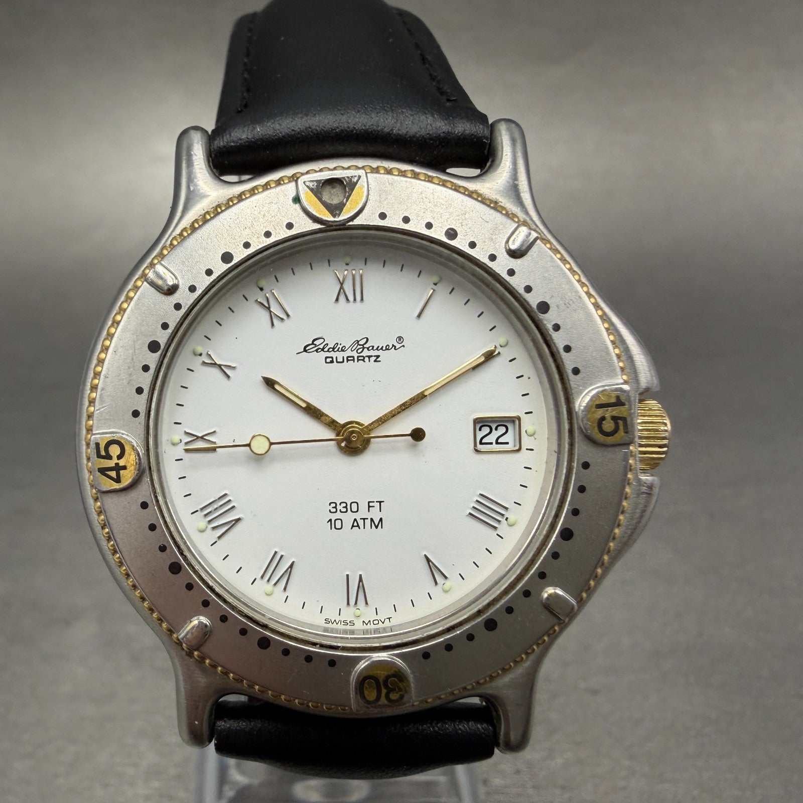 Eddie Bauer Dive Watch Men 36mm White Dial Two Tone Date Round New Battery0
