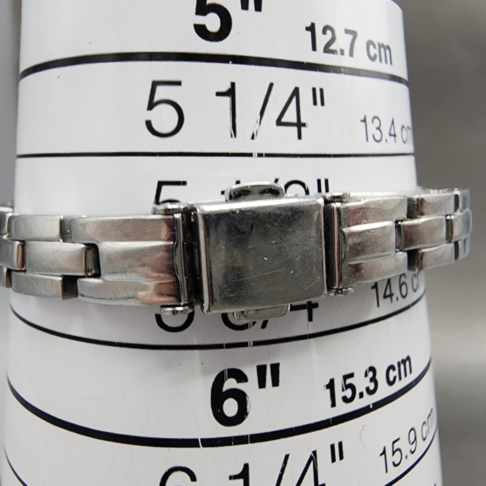Seiko Watch Women 21mm White Dial Silver Tone Round 1N010PK0 New Battery10