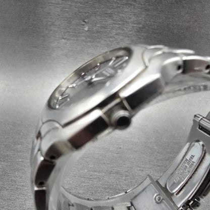 Citizen Eco-Drive Watch Women 25mm Gray Dial Silver Tone Date E011-S049601 RunsS2