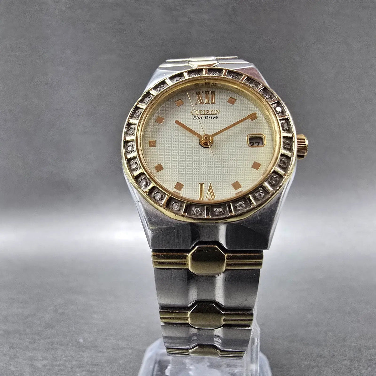 Citizen Eco-Drive Watch Women 25mm White Dial Two Tone Date Diamond Bezel Works5