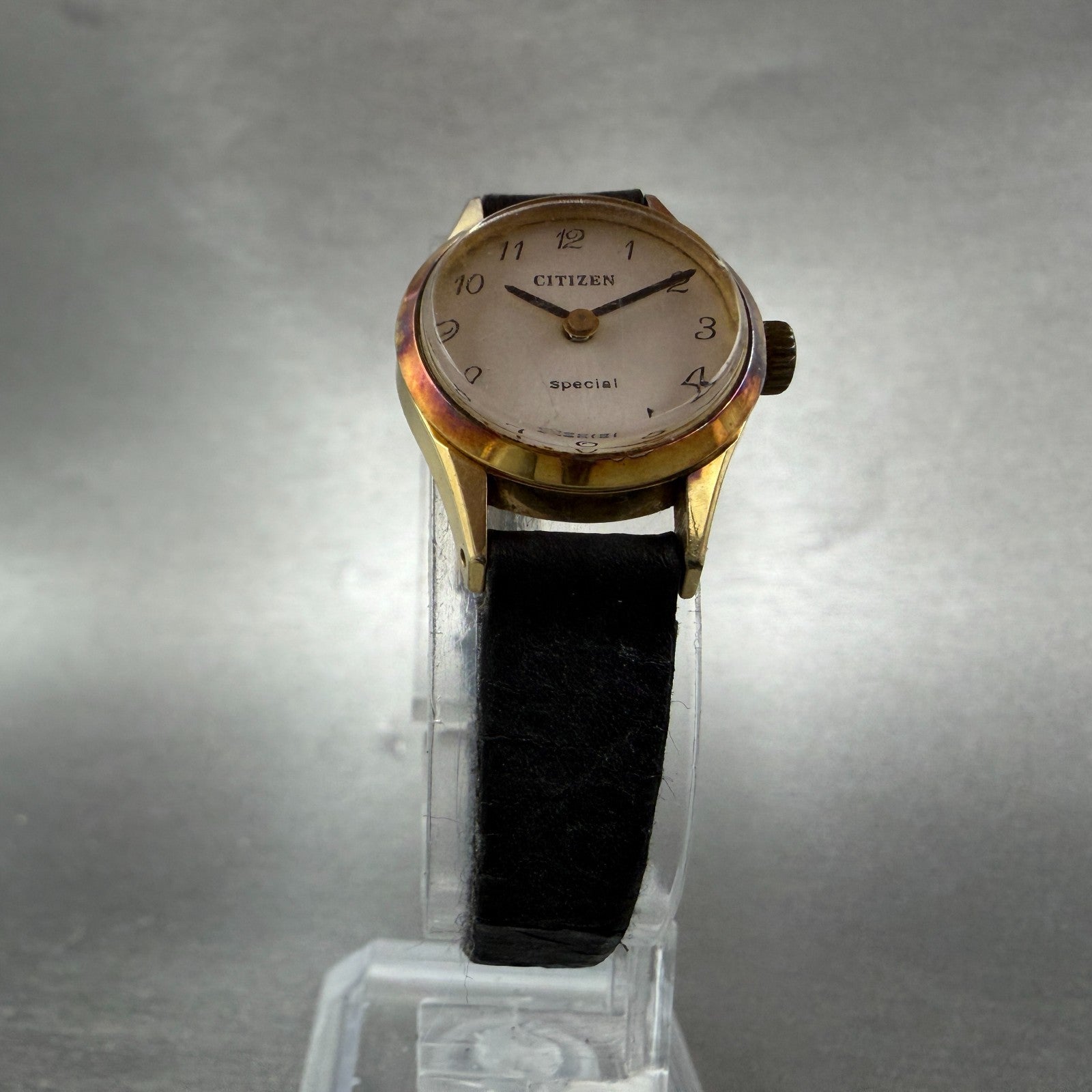 Citizen Special Watch Women 20mm White Dial Gold Tone Round Manual 4-672011 Run5