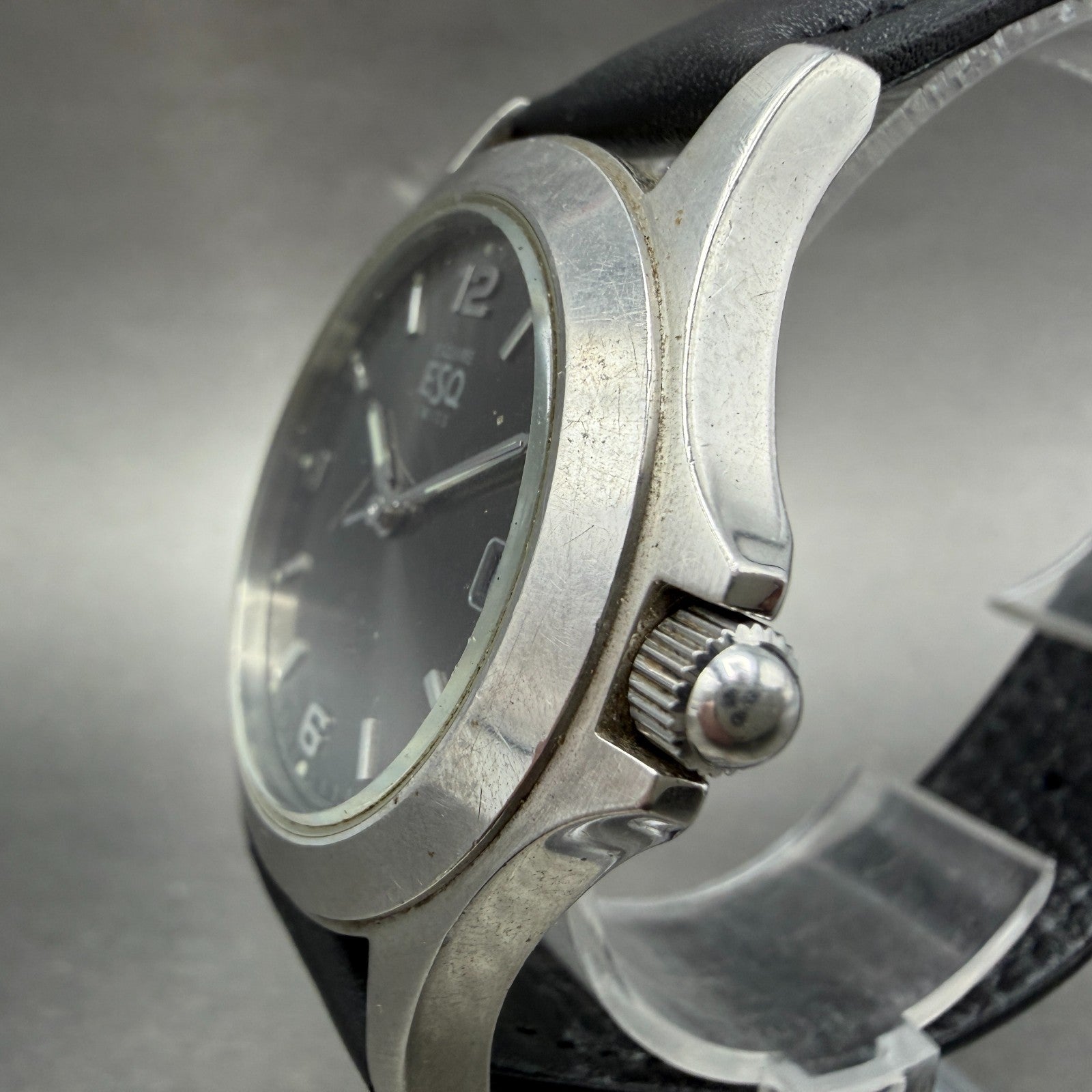 ESQ Watch Men 37mm Gray Dial Silver Tone Date Round 300712 Leather New Battery2