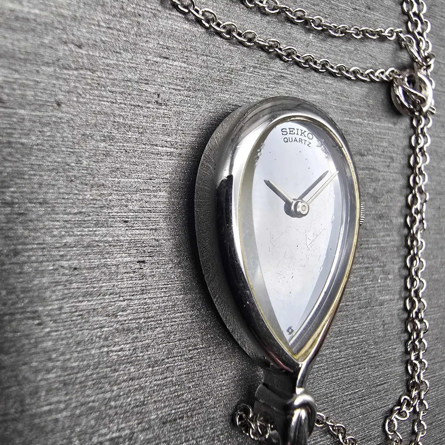 Seiko Pendant Watch Women 17mm Silver Dial Silver Tone 5420-5190 New Battery4