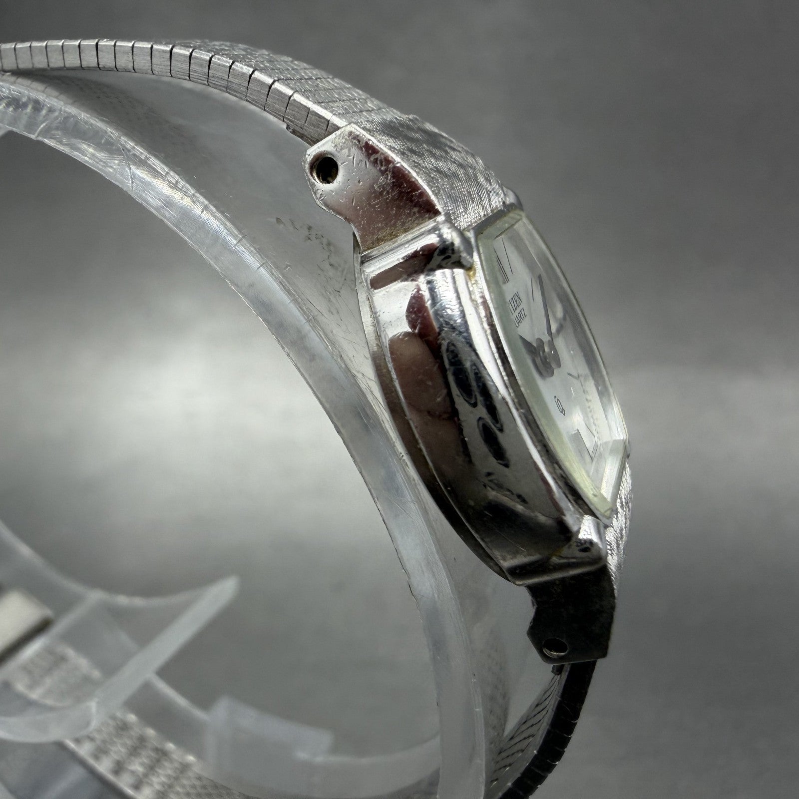 Citizen CQ Watch Women 17mm Silver Dial Silver Tone Round New Battery VTG3