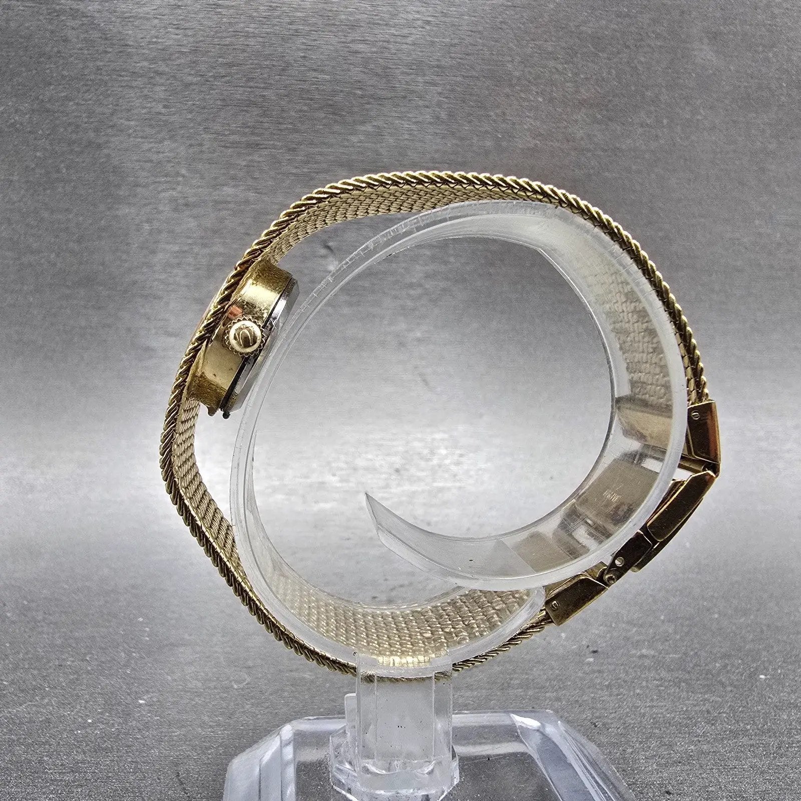 Bulova Watch Women 18mm Gold Dial Gold Tone Rectangle Mesh Band New Battery6